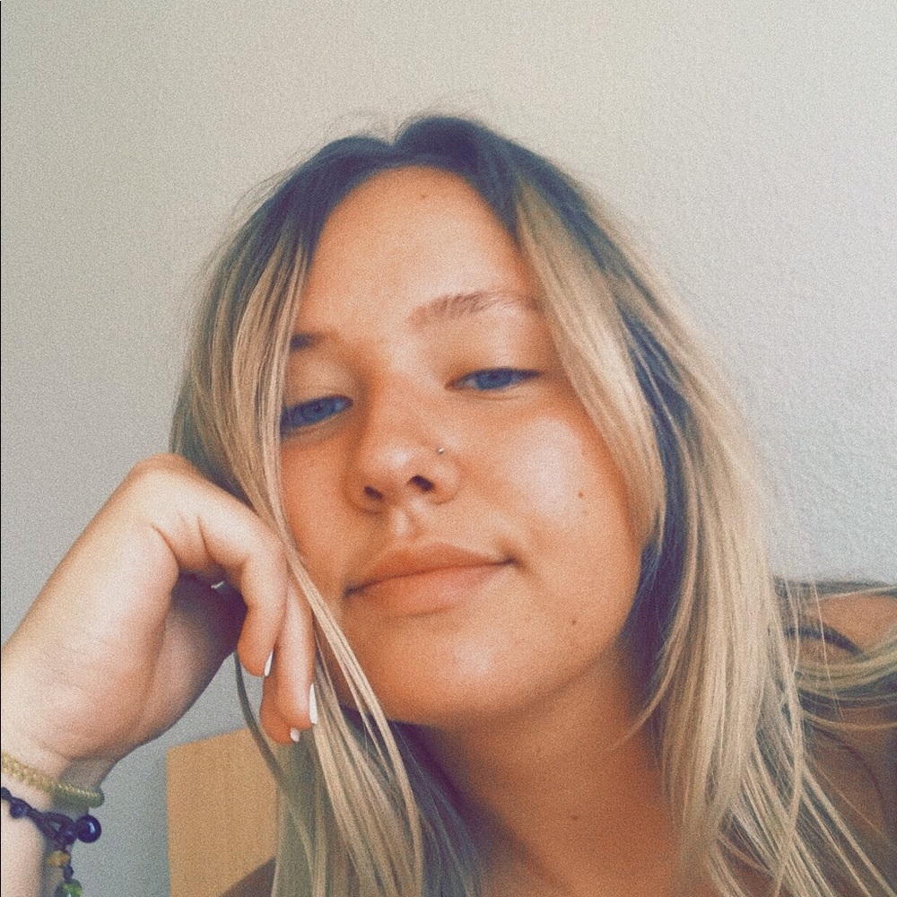 Meet your Posher, Maddi